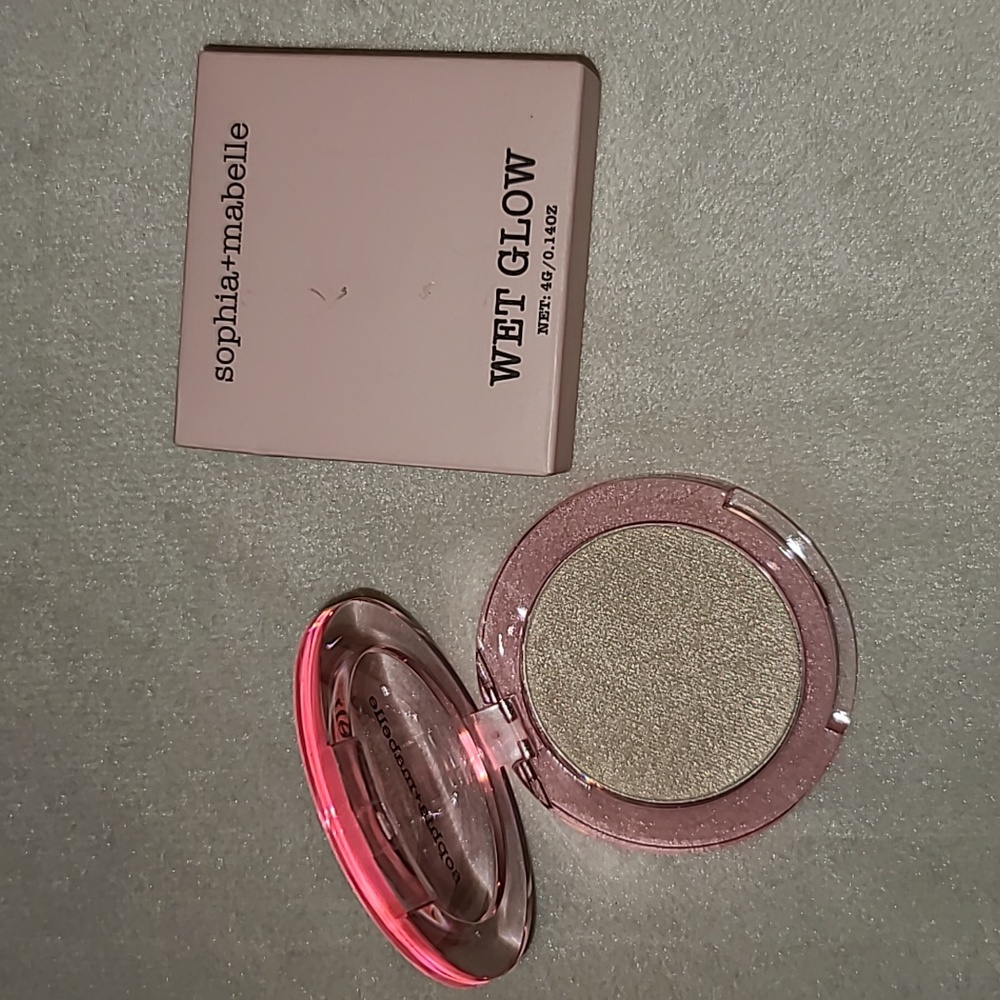 Sophia+Mabelle highlighter in frost bite